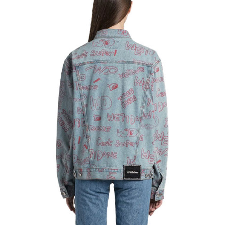 Shop WE11DONE SS21 經典標誌塗鴉印花牛仔外套 淺藍色 男女通用 WD-DJ0-21-325-U-BL