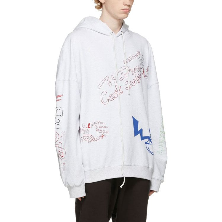 Lookbook Sudadera Capucha Unisex Blanca WE11DONE SS21 con Logo Graffiti. WD-TH0-21-528-U-WH