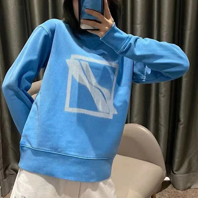 WE11DONE SS21 歐美風寬鬆款Logo圓領長袖上衣 男女款 藍色 WD-TS1-21-504-U-NB Lookbook WE11DONE SS21 歐美風寬鬆款Logo圓領長袖上衣 男女款 藍色 WD-TS1-21-504-U-NB