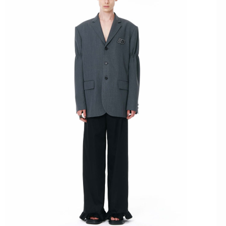 Shop WE11DONE SS22 Blazer Berpadding Bahu Logo Uniseks Kelabu Gelap WD-JK1-22-017-U-DG