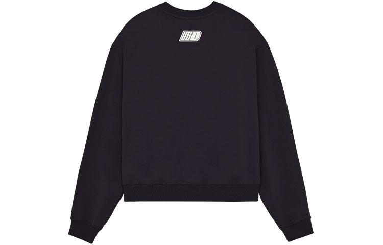 Lookbook WE11DONE SS22 水洗標誌中性黑色圓領衛衣。 WD-TS1-22-651-U-BK