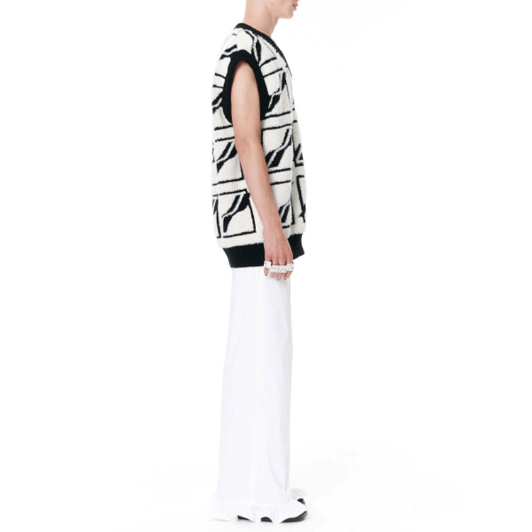 WE11DONE SS22 White Geometric Logo Knit V-Neck Vest Unisex WD-KV1-22-652-U-IV 圖 6