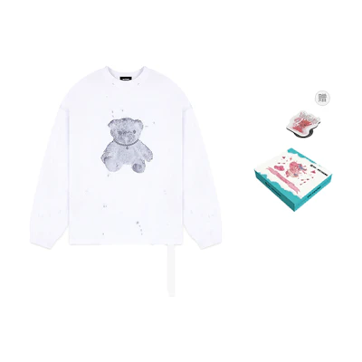 WE11DONE SS23 Oversized Teddy Bear Print Long Sleeve T-Shirt Unisex. WD-TT9-20-116-U-WH
