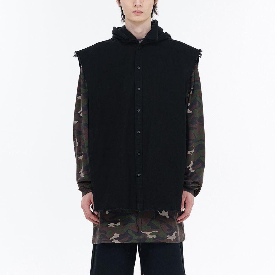 WE11DONE SS24 Unisex Camo Studded Logo Long Sleeve T-Shirt Khaki. WD-TT0-24-792-U-KK 圖 4