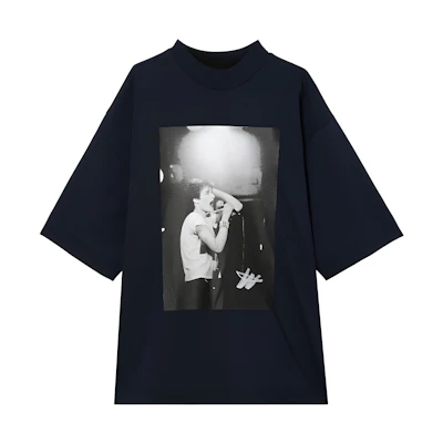 WE11DONE Unisex Black Reversible Loose Fit Short Sleeve T-Shirt. WD-TP6-20-030-U-BK