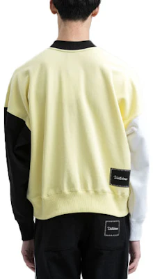 WE11DONE 男女款拼色圓領長袖上衣 黃色 WD-TS0-21-534-U-YE Lookbook WE11DONE 男女款拼色圓領長袖上衣 黃色 WD-TS0-21-534-U-YE