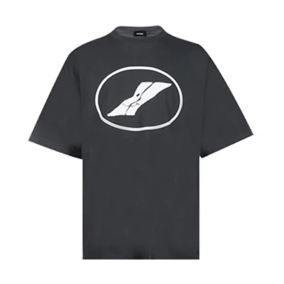 WE11DONE Unisex Logo Print Black Crewneck Short Sleeve T-Shirt. WD-TT1-22-832-U-CH