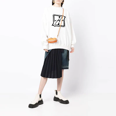 WE11DONE Unisex Oversized Logo Print Crewneck Sweatshirt White WD-TS3-21-555-U-WH Shop WE11DONE Unisex Oversized Logo Print Crewneck Sweatshirt White WD-TS3-21-555-U-WH
