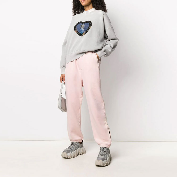 Lookbook WE11DONE 男女款粉色Logo水洗直筒拉鍊運動褲 WD-TA8-20-110-U-PK