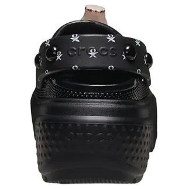 Sizing Wednesday x Crocs Stomp Clog 'Wednesday Addams' Edisi. 210214-001