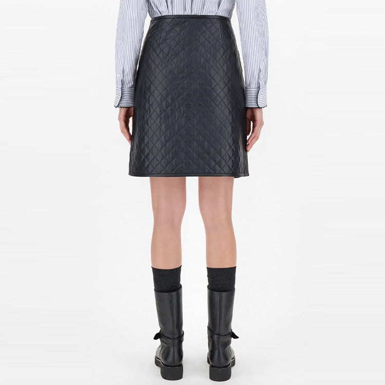 Purchase 周末MaxMara Bernini纯色A字裙黑色 - 理想礼品选择 5406011306002-BERNINI