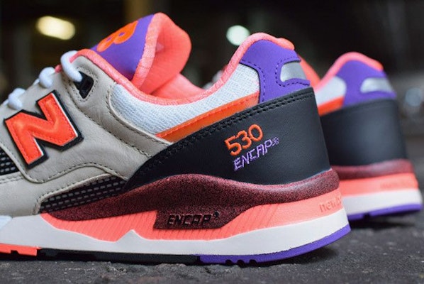 West NYC x New Balance 530 'Blanco Negro Infrared' M530WST Shop West NYC x New Balance 530 'Blanco Negro Infrared' M530WST