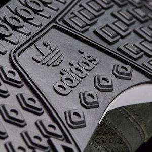 White Mountaineering x adidas Boston Super Primeknit 'Olive' - Hijau Zaitun CG3669 Details for White Mountaineering x adidas Boston Super Primeknit 'Olive' - Hijau Zaitun CG3669