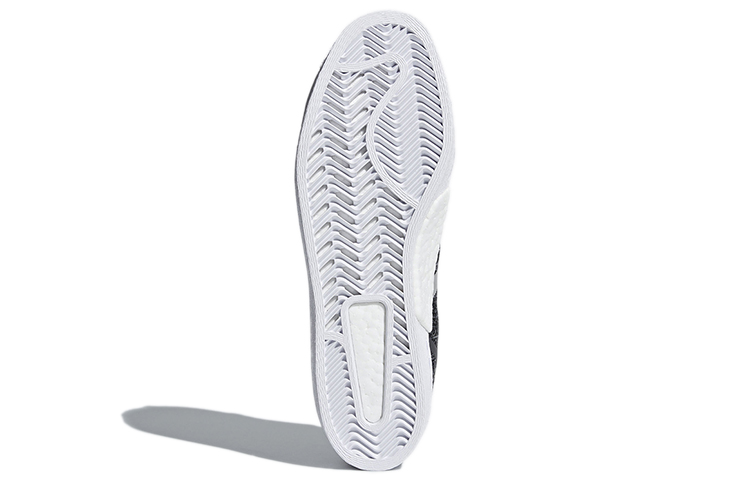 Details for White Mountaineering x adidas Superstar '核心黑' AQ0351
