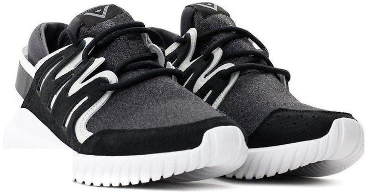 White Mountaineering x adidas Tubular Nova 'Core Black' Hitam Teras BB0767 Lookbook White Mountaineering x adidas Tubular Nova 'Core Black' Hitam Teras BB0767