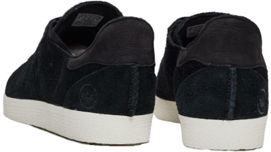 Wings and Horns x adidas Gazelle OG 'Core Black' Zapatillas Negras BB3749 Lookbook Wings and Horns x adidas Gazelle OG 'Core Black' Zapatillas Negras BB3749