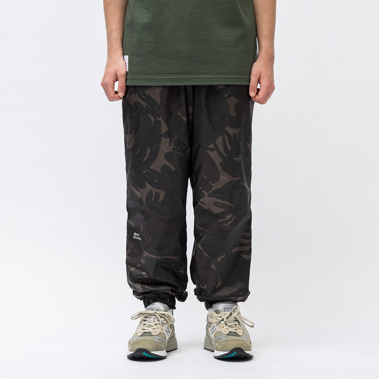 Lookbook WTAPS  Camouflage Cargo Pants with Drawstring Casual Design. 232BRDT-PTM02