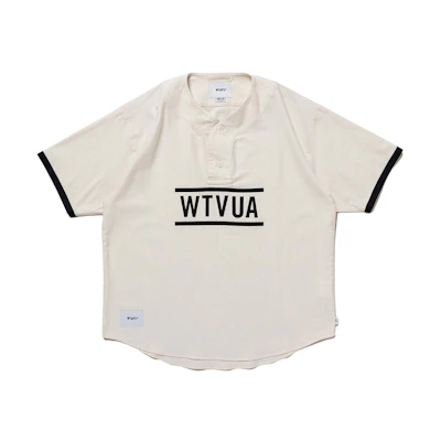 WTAPS Crewneck Short Sleeve T-Shirt with Letter Print Design. 231TQDT-SHM03
