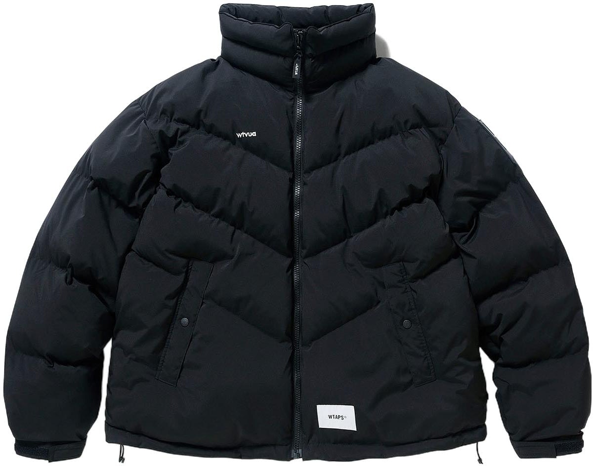 wtaps-fw-22-logo-print-high-neck-zip-up-jacket-black-outerwear-222-brdt-jkm-02