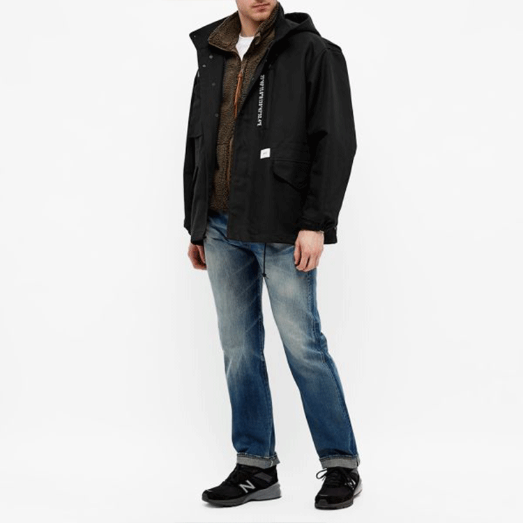 Sizing WTAPS Logo Multi-Pocket Hooded Jacket for Men 202WVDT-JKM01