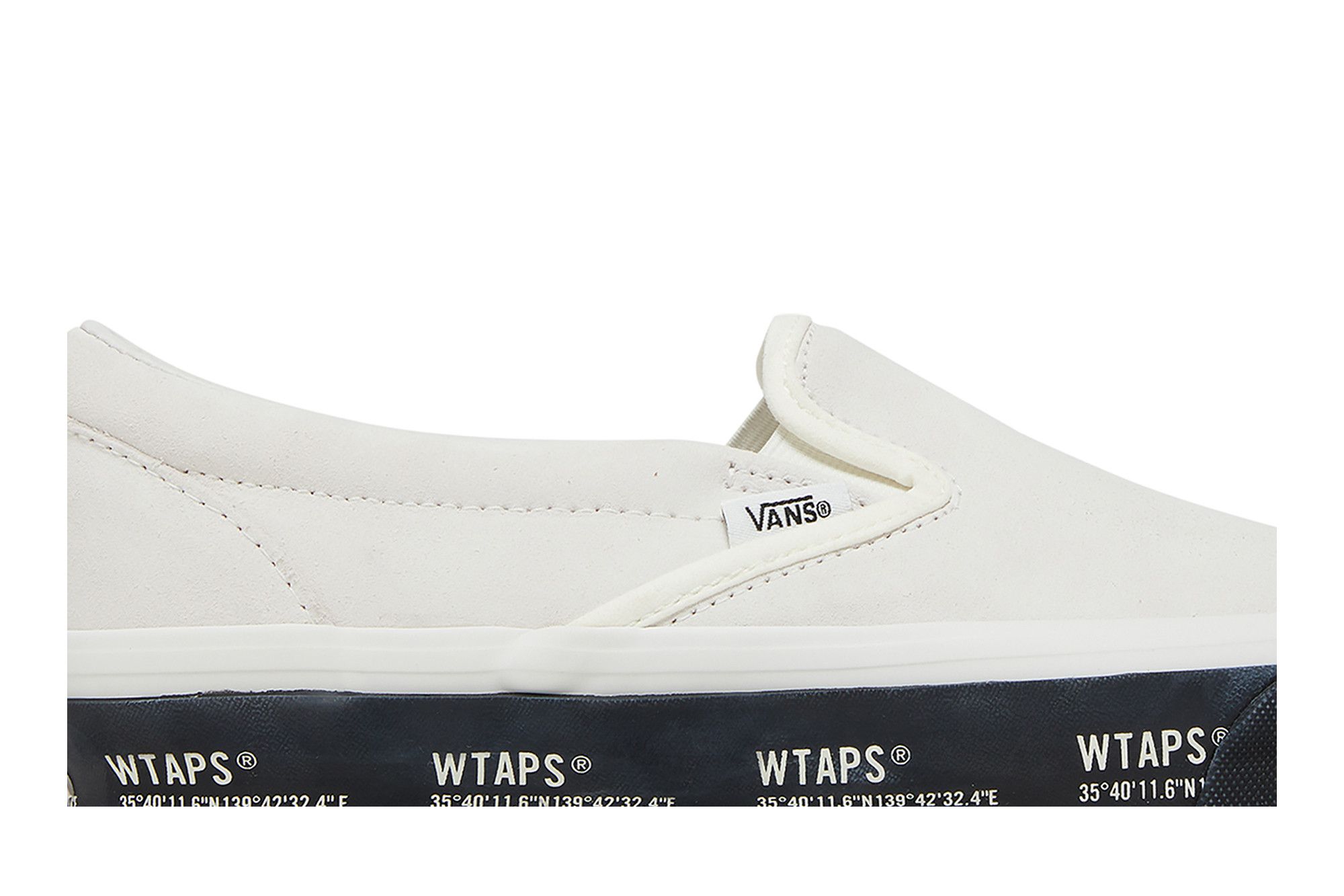 Lookbook WTAPS x Vans Classic Slip-On LX 'Putih Hitam' VN0A45JK20F1