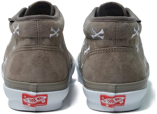 WTAPS x Vans OG Chukka LX 'Bones - Coyote' Sepatu Sneakers Pria VN0A4U3GBMD Shop WTAPS x Vans OG Chukka LX 'Bones - Coyote' Sepatu Sneakers Pria VN0A4U3GBMD