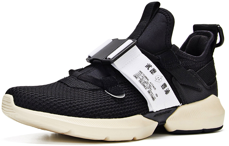 Lookbook 361° CF-榮耀-時裝週款聯名 低筒 運動休閒鞋 男款 黑白