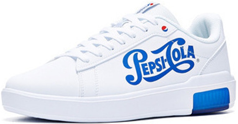 361° x Pepsi Kasut Skate 'Putih Biru' 572016624-1 Lookbook 361° x Pepsi Kasut Skate 'Putih Biru' 572016624-1