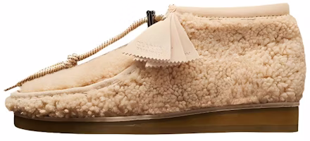 x Clarks Moncler Wallabee Shearling 'Beige' 26168837-/-H20924D00020M2281200 x Clarks Moncler Wallabee Shearling 'Beige' 26168837-/-H20924D00020M2281200