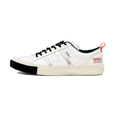 x Converse Nasa Star & Bars Space Shootle 'White'