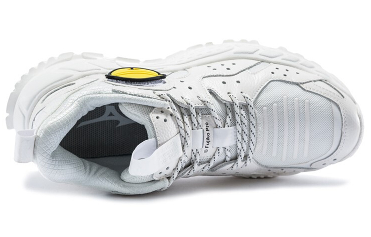 x Mizuno Doraemon Genesis Machine White 圖 3