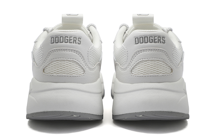 Shop x MLB Los Angeles Dodgers Chunky Low 'Biru' Sneakers 3ASHC312N-07BLD