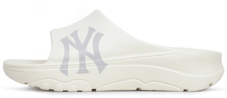 x MLB New York Yankees Chunky Slide 'Beige' 32SHHP111-50I x MLB New York Yankees Chunky Slide 'Beige' 32SHHP111-50I