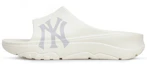 Buy x MLB New York Yankees Chanclas Chunky 'Beige' 32SHHP111-50I