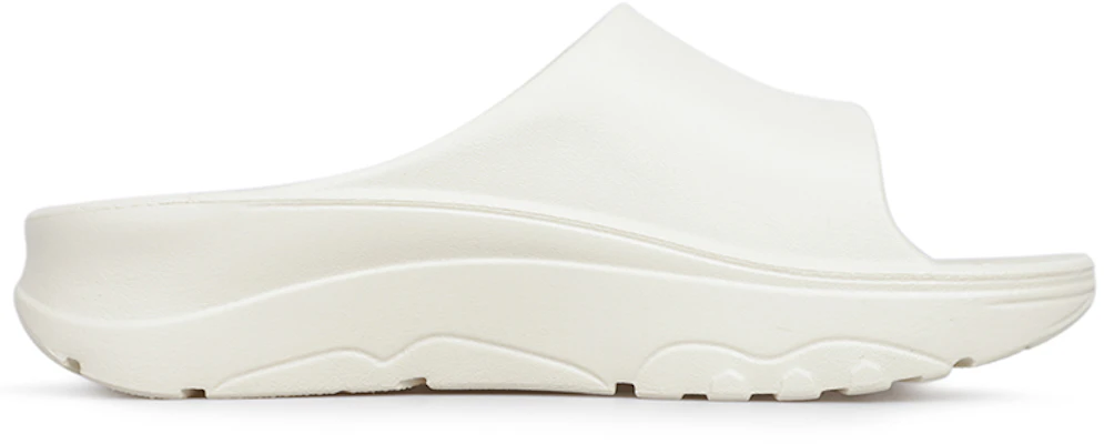 x MLB New York Yankees Chanclas Chunky 'Beige' 32SHHP111-50I Order x MLB New York Yankees Chanclas Chunky 'Beige' 32SHHP111-50I