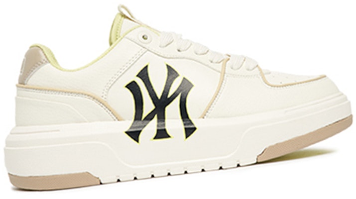 x MLB New York Yankees Low 'White Yellow' 3ASXCA12N-50BGS Order x MLB New York Yankees Low 'White Yellow' 3ASXCA12N-50BGS