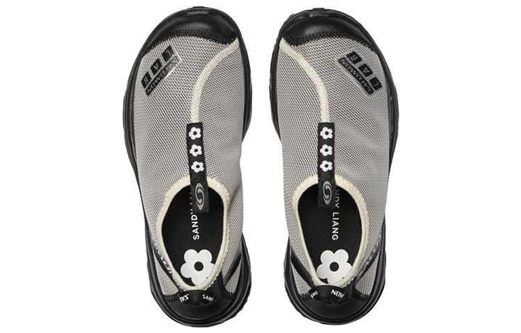 Shop x Salomon Sandy Liang Rx Moc 3.0 'Putih Hitam' 472423