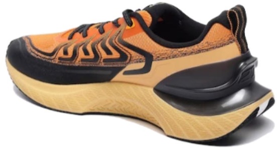 特步跑鞋 '黄黑配色' 977419110052 Lookbook 特步跑鞋 '黄黑配色' 977419110052