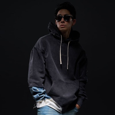 xVESSEL ピースダブ プリント オーバーサイズ フーディ ユニセックス スウェット Y20X730 Shop xVESSEL ピースダブ プリント オーバーサイズ フーディ ユニセックス スウェット Y20X730