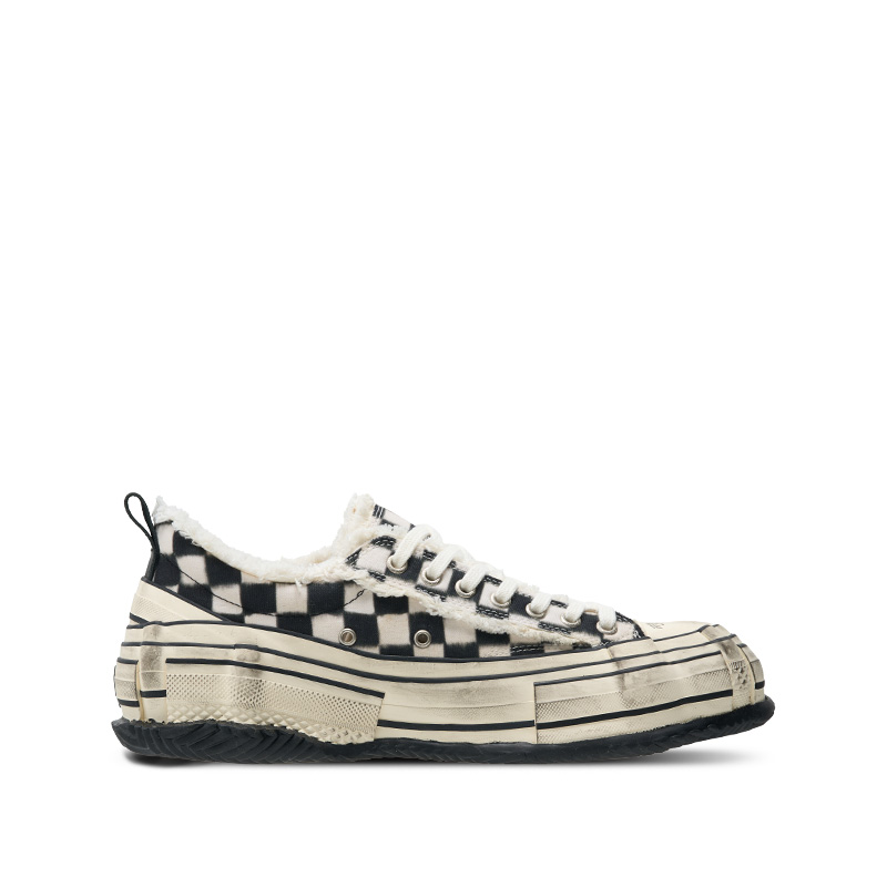 Lookbook xVESSEL Pixel Grid Low Top Canvas 'Mutación Genética' S23X19B