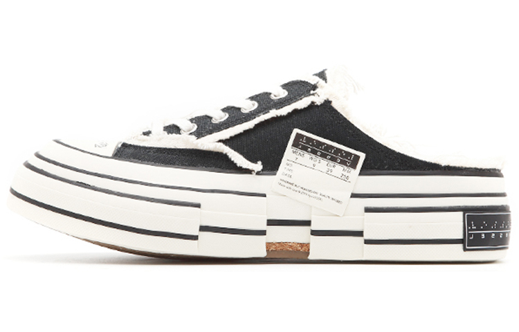 Order xVESSEL VESSEL G.O.P. Slip-On ''Essentials Zwart Wit'' S20X005W-5