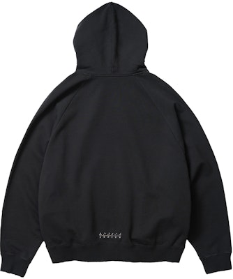 xVESSEL x MARVEL 漫威联名黑色漫画印花连帽卫衣男女同款。 Y23X6108B Lookbook xVESSEL x MARVEL 漫威联名黑色漫画印花连帽卫衣男女同款。 Y23X6108B