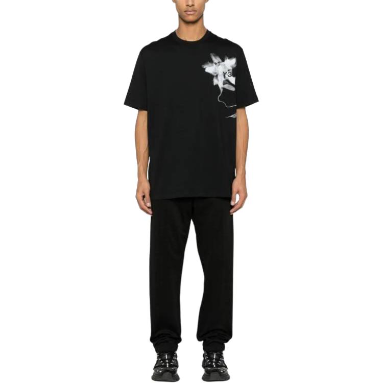 Shop Y-3 ブラック クルーネック グラフィックプリント 半袖 Tシャツ IN4353