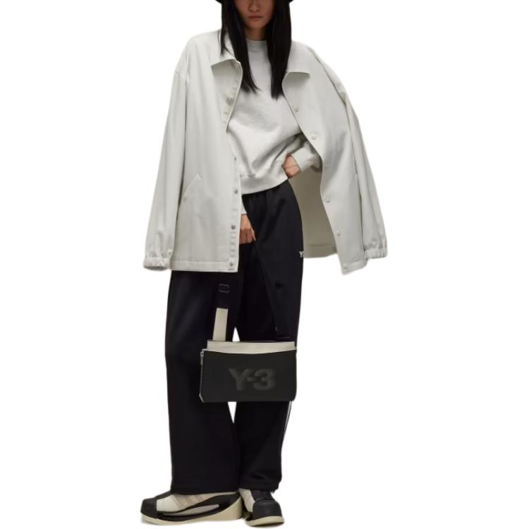 Sizing Y-3 Pantalones Negros de Cintura Alta con Pierna Ancha y Rayas con Logo. IW7457