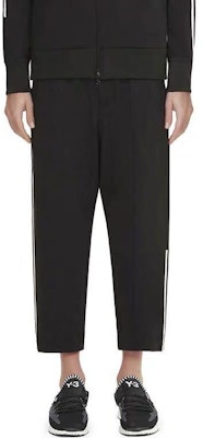 Y-3 ブラック ロゴストライプ入り ルーズフィット クロップドパンツ. DP0555 Order Y-3 ブラック ロゴストライプ入り ルーズフィット クロップドパンツ. DP0555