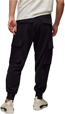 Y-3 黑色纯色口袋休闲裤 IN8717 Lookbook Y-3 黑色纯色口袋休闲裤 IN8717