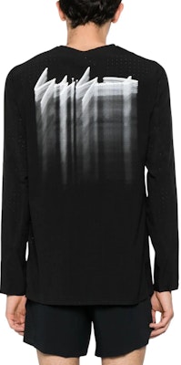 Y-3 ルーズフィット デジタルプリント ブラック クルーネック Tシャツ IN8744 Shop Y-3 ルーズフィット デジタルプリント ブラック クルーネック Tシャツ IN8744