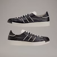 Sizing Y-3 愛迪達經典 Superstar 球鞋 JS0575