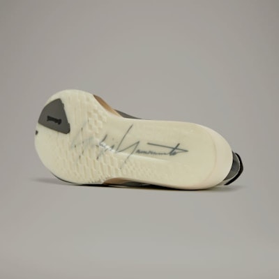 Y-3 Adios 9 Sepatu Lari JS3151 Lookbook Y-3 Adios 9 Sepatu Lari JS3151