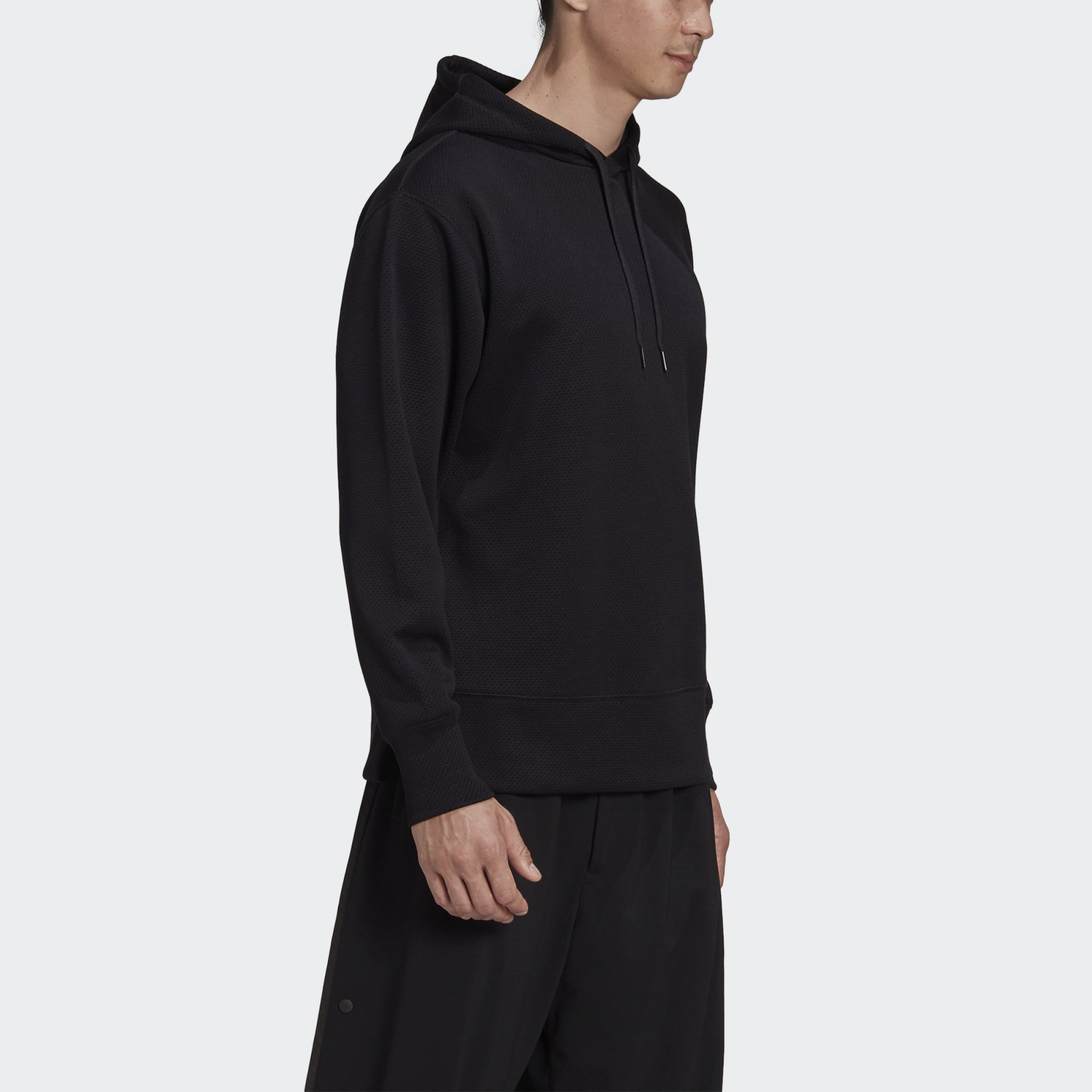 Sizing Y-3 Black Knitted Mesh Pullover Sweatshirt GK4347